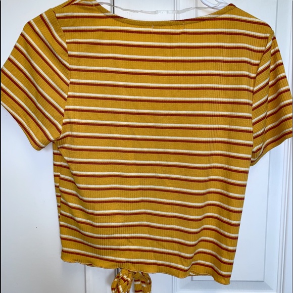 T shirt. - Picture 2 of 3